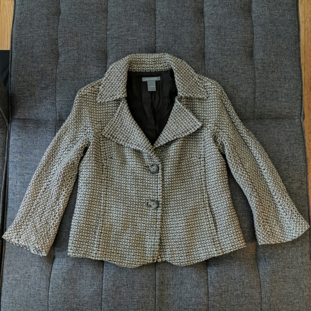 Ann Taylor brown peacoat jacket sz 6